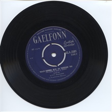 Gaelfonn-GLA-2501-B-label-Kitty-Macleod